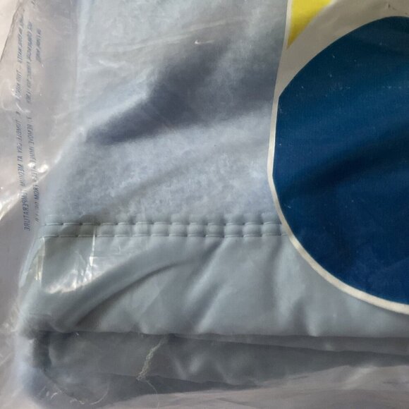 Plaza 72x90 In. Blanket Twin Or Full Size 100% Polyester Blue Treated To Reduce - Picture 2 of 12